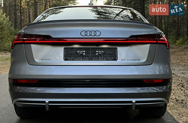 Внедорожник / Кроссовер Audi e-tron Sportback 2021 в 