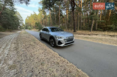 Внедорожник / Кроссовер Audi e-tron Sportback 2021 в 