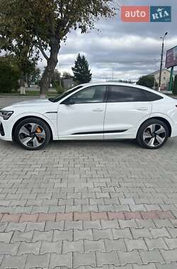 Внедорожник / Кроссовер Audi e-tron Sportback 2020 в 