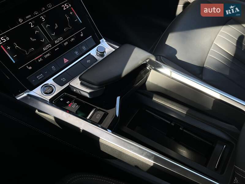 Внедорожник / Кроссовер Audi e-tron Sportback 2020 в Одессе