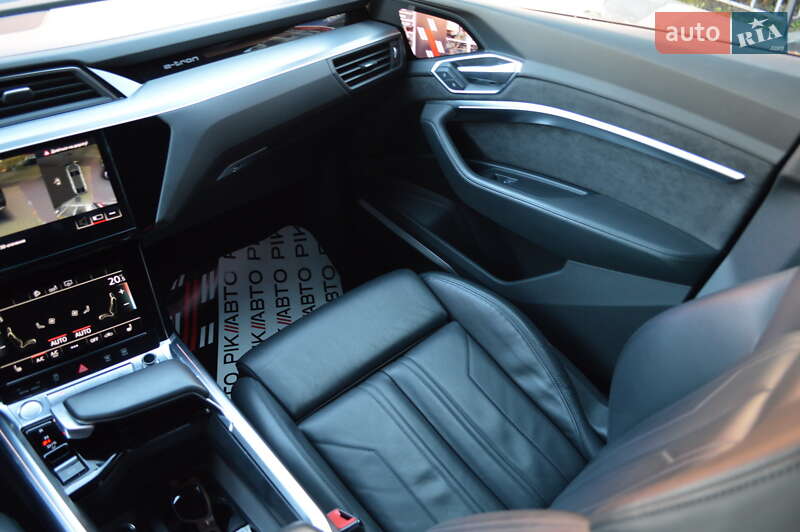 Внедорожник / Кроссовер Audi e-tron Sportback 2020 в Львове фото 42 Внедорожник / Кроссовер Audi e-tron Sportback 2020 в Львове