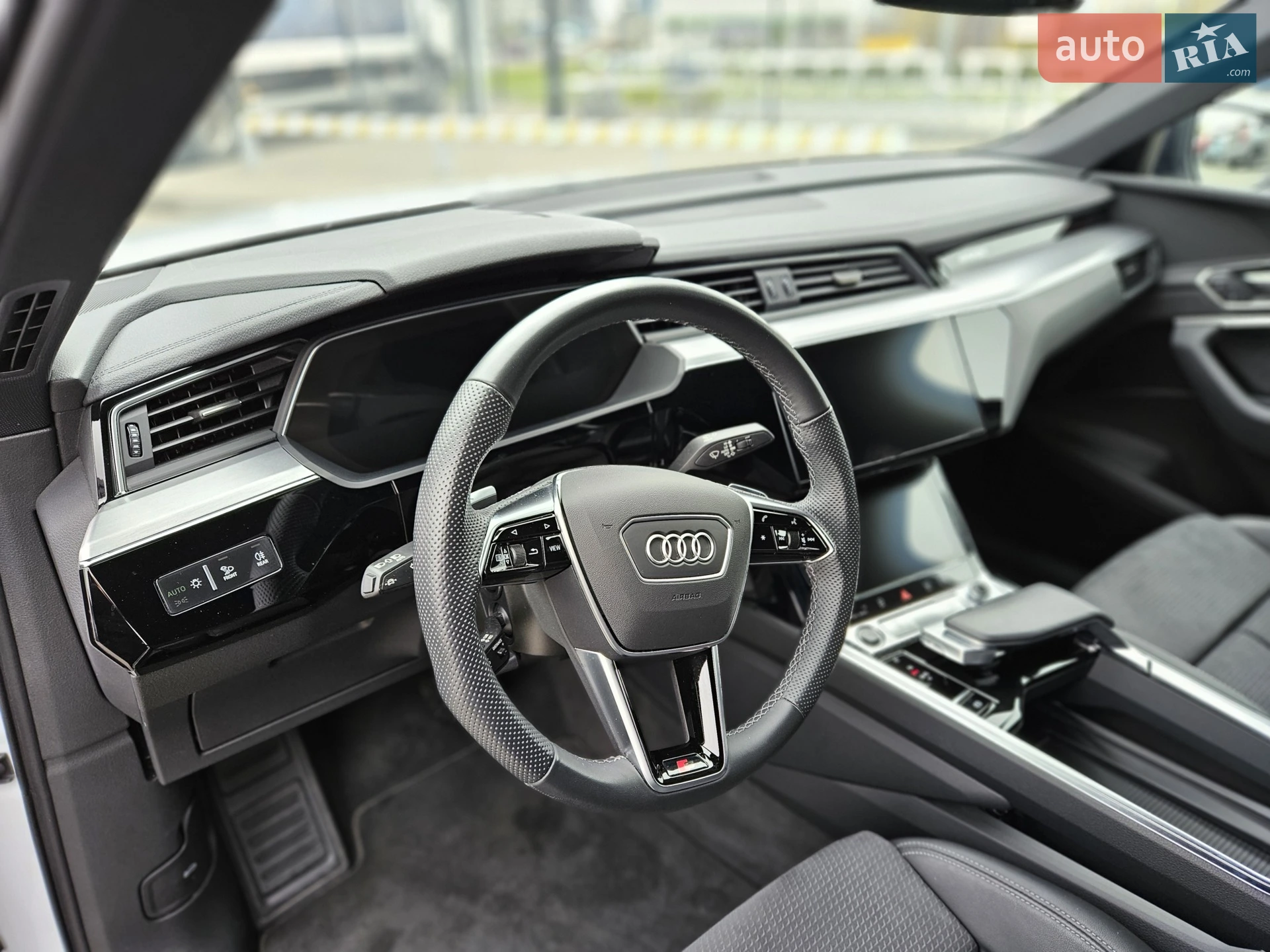 2022 Audi e-tron Sportback - мініатюра 19