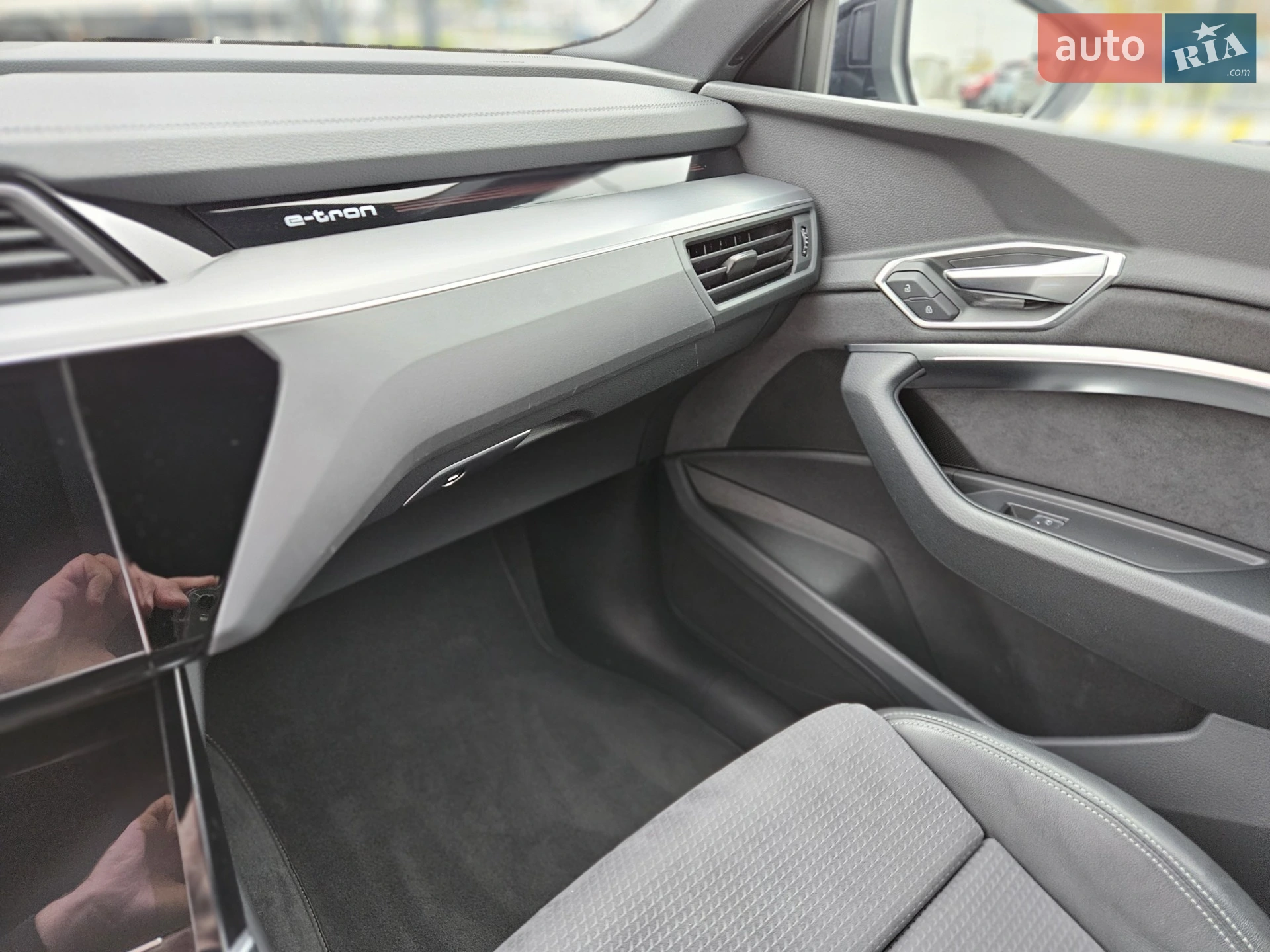 2022 Audi e-tron Sportback - мініатюра 27