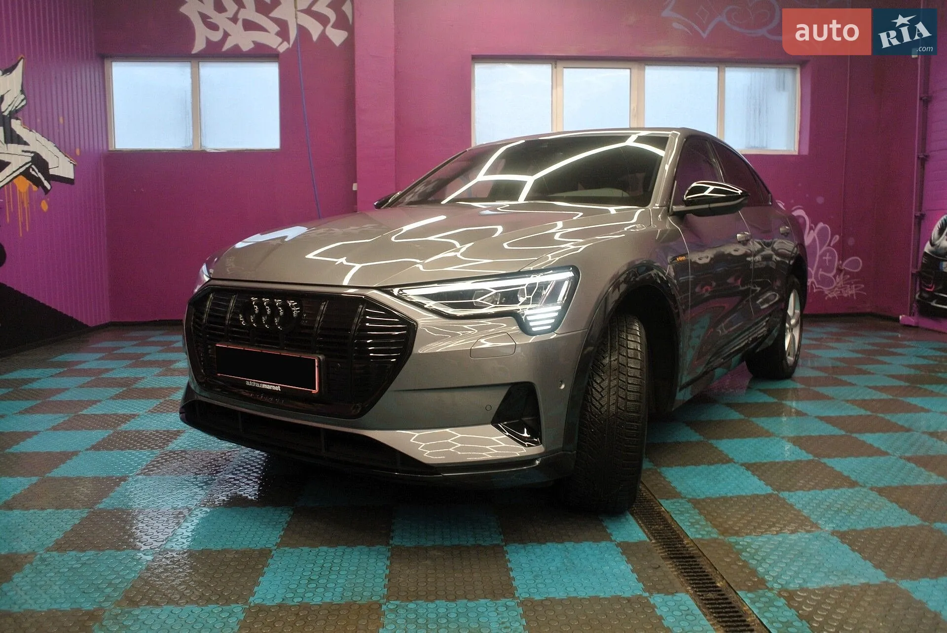 2021 Audi e-tron Sportback - мініатюра 2