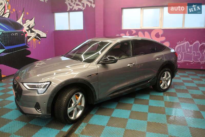 Позашляховик / Кросовер Audi e-tron Sportback 2021 в Києві фото 5 Позашляховик / Кросовер Audi e-tron Sportback 2021 в Києві