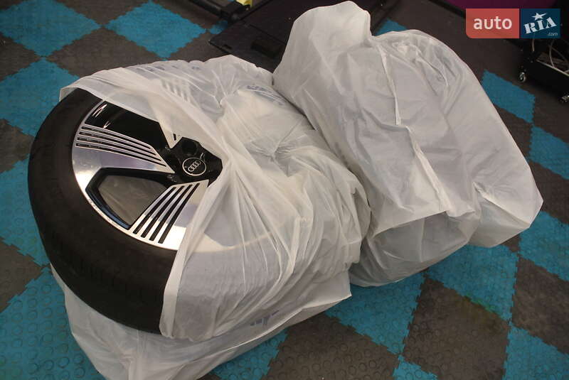 Позашляховик / Кросовер Audi e-tron Sportback 2021 в Києві фото 33 Позашляховик / Кросовер Audi e-tron Sportback 2021 в Києві