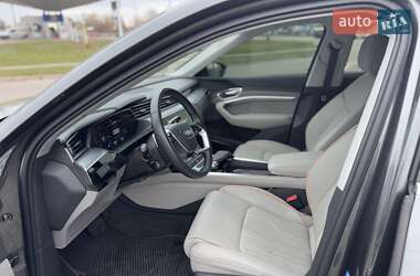 Внедорожник / Кроссовер Audi e-tron Sportback 2020 в 