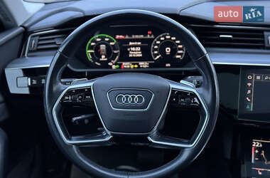 Внедорожник / Кроссовер Audi e-tron Sportback 2020 в 
