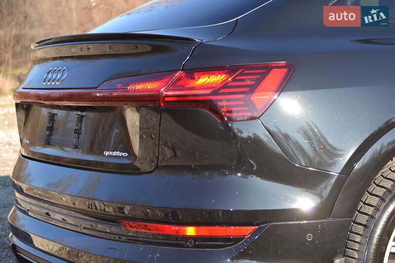 Внедорожник / Кроссовер Audi e-tron Sportback 2021 в Днепре