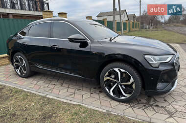 Внедорожник / Кроссовер Audi e-tron Sportback 2021 в Синельниково