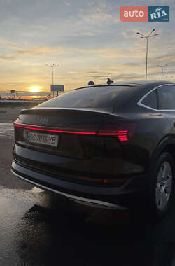 Внедорожник / Кроссовер Audi e-tron Sportback 2021 в 