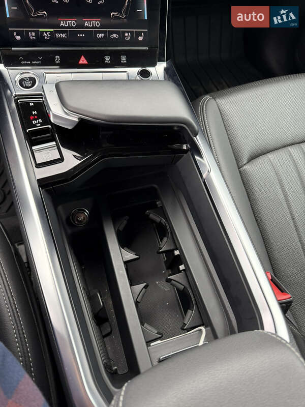 Позашляховик / Кросовер Audi e-tron Sportback 2022 в Львові фото 29 Позашляховик / Кросовер Audi e-tron Sportback 2022 в Львові