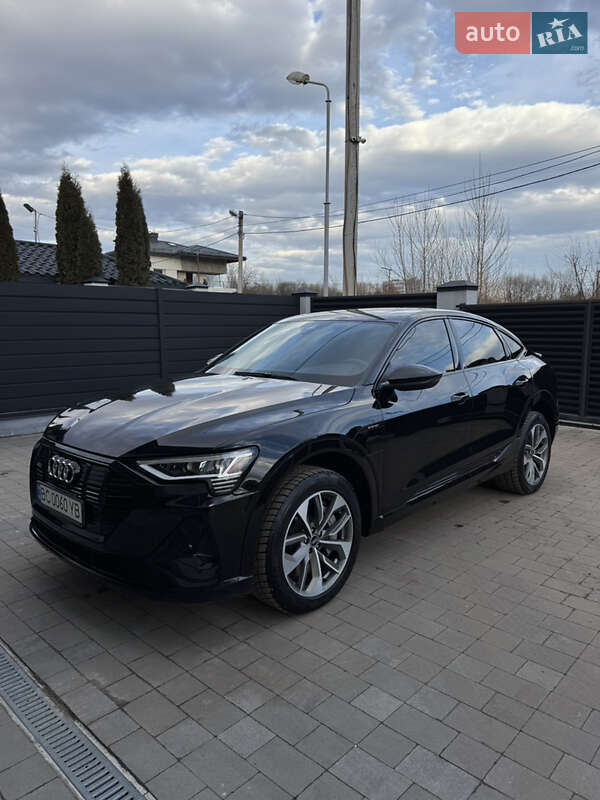 Позашляховик / Кросовер Audi e-tron Sportback 2020 в Львові