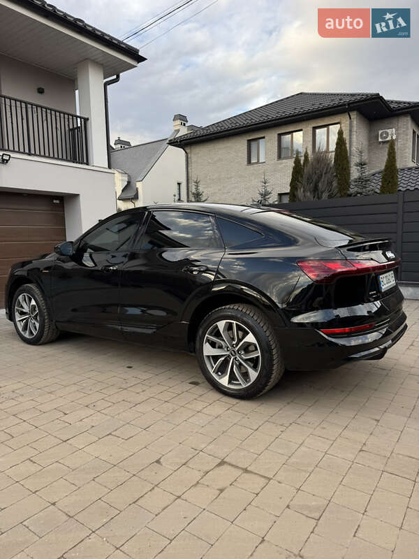 Позашляховик / Кросовер Audi e-tron Sportback 2020 в Львові