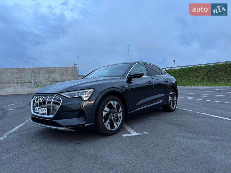 Внедорожник / Кроссовер Audi e-tron Sportback 2020 в 
