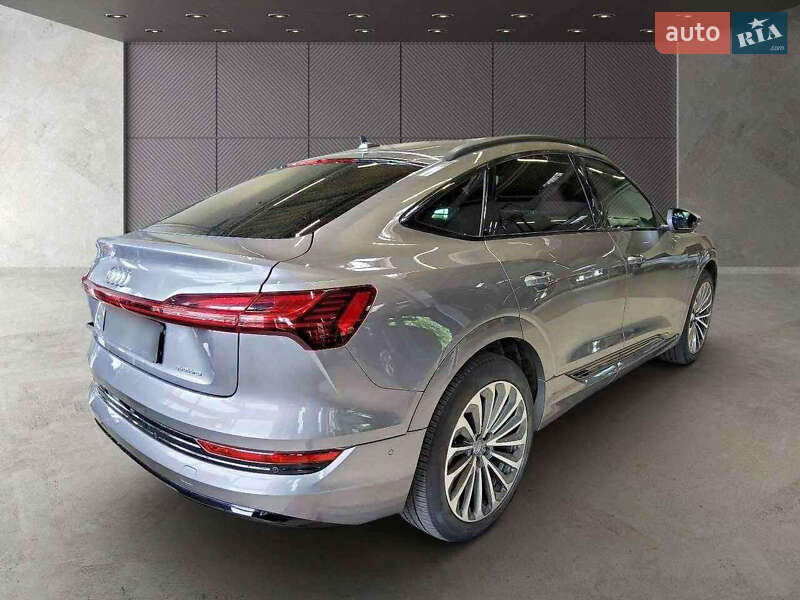 Позашляховик / Кросовер Audi e-tron Sportback 2020 в Чернівцях фото 82 Позашляховик / Кросовер Audi e-tron Sportback 2020 в Чернівцях