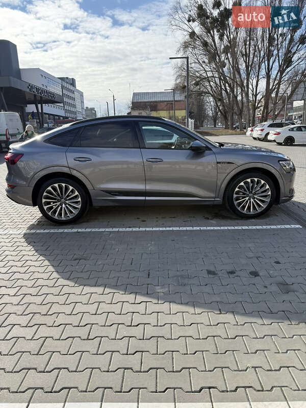 Позашляховик / Кросовер Audi e-tron Sportback 2020 в Чернівцях фото 78 Позашляховик / Кросовер Audi e-tron Sportback 2020 в Чернівцях