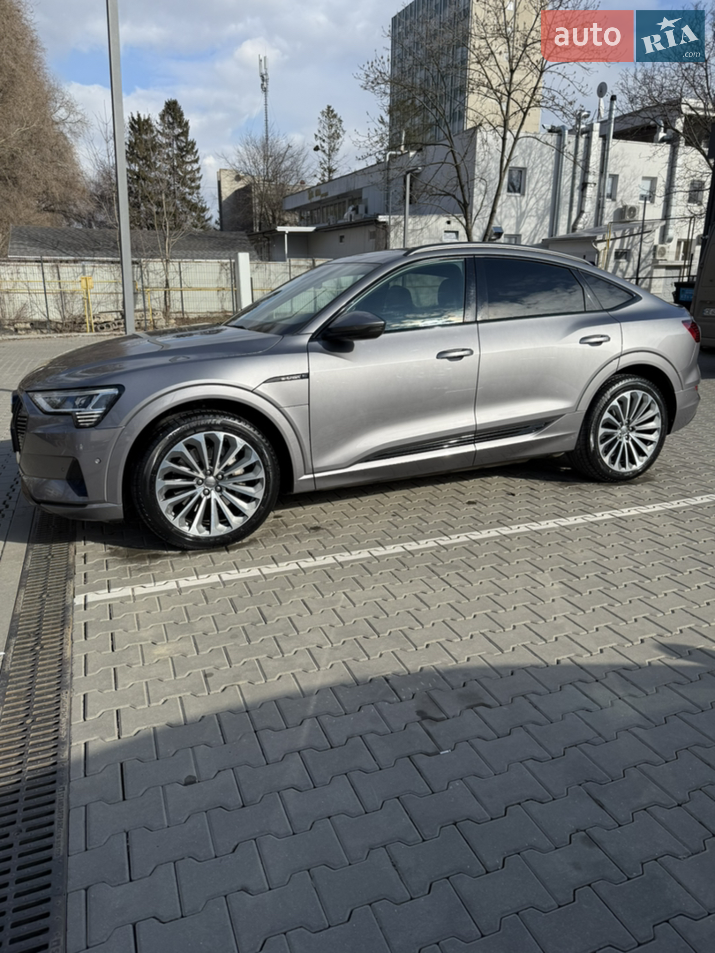 2020 Audi e-tron Sportback - мініатюра 23