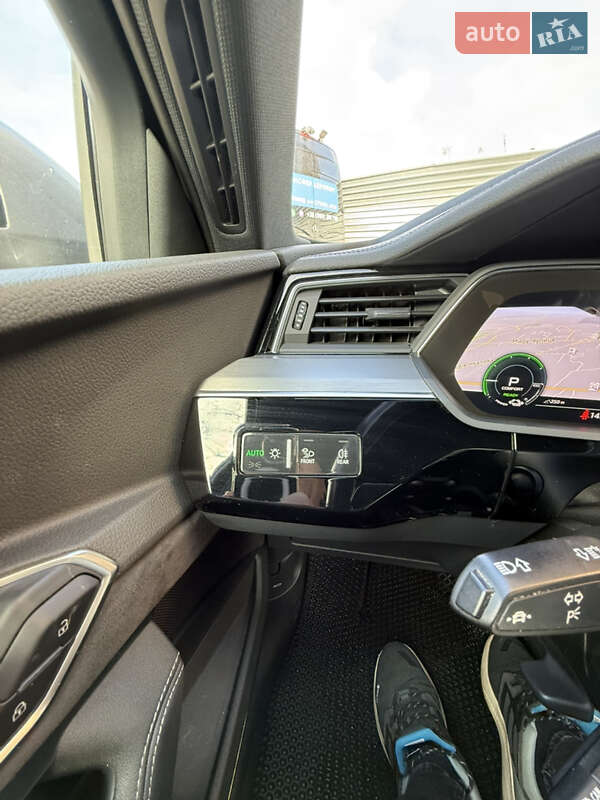Позашляховик / Кросовер Audi e-tron Sportback 2020 в Чернівцях фото 56 Позашляховик / Кросовер Audi e-tron Sportback 2020 в Чернівцях