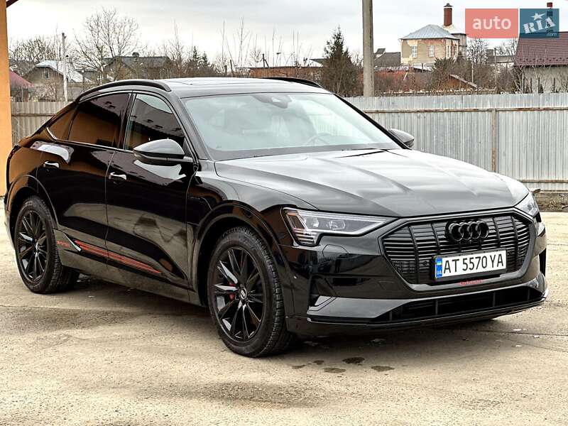 Позашляховик / Кросовер Audi e-tron Sportback 2020 в Коломиї