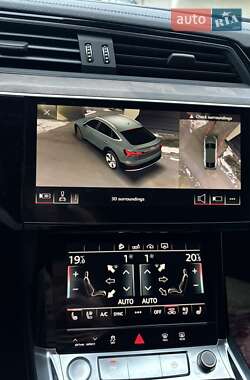 Внедорожник / Кроссовер Audi e-tron Sportback 2020 в 