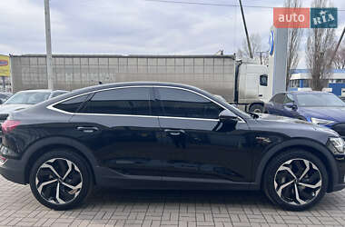 Внедорожник / Кроссовер Audi e-tron Sportback 2022 в 