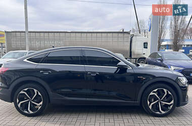 Внедорожник / Кроссовер Audi e-tron Sportback 2022 в 