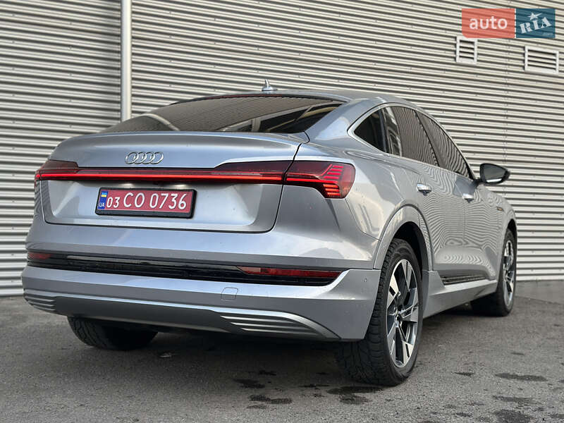 Внедорожник / Кроссовер Audi e-tron Sportback 2021 в Ровно