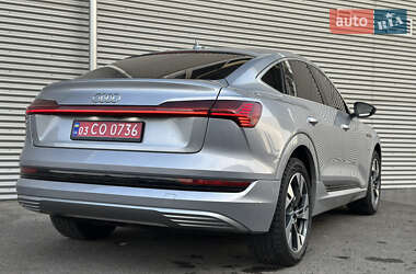 Позашляховик / Кросовер Audi e-tron Sportback 2021 в 