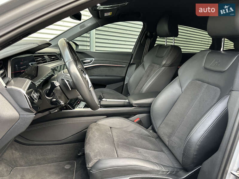 Внедорожник / Кроссовер Audi e-tron Sportback 2021 в Ровно