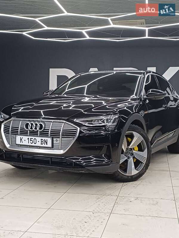 Внедорожник / Кроссовер Audi e-tron Sportback 2020 в Днепре