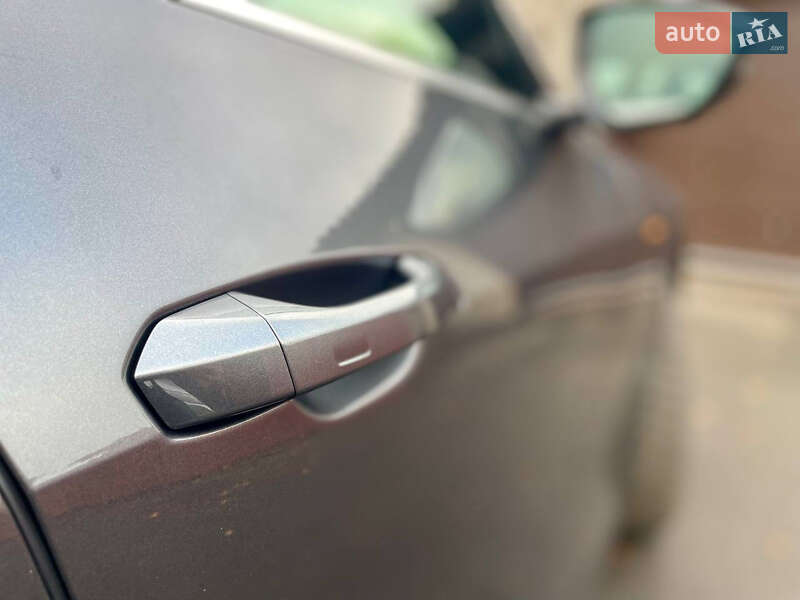 Внедорожник / Кроссовер Audi e-tron Sportback 2023 в Борисполе