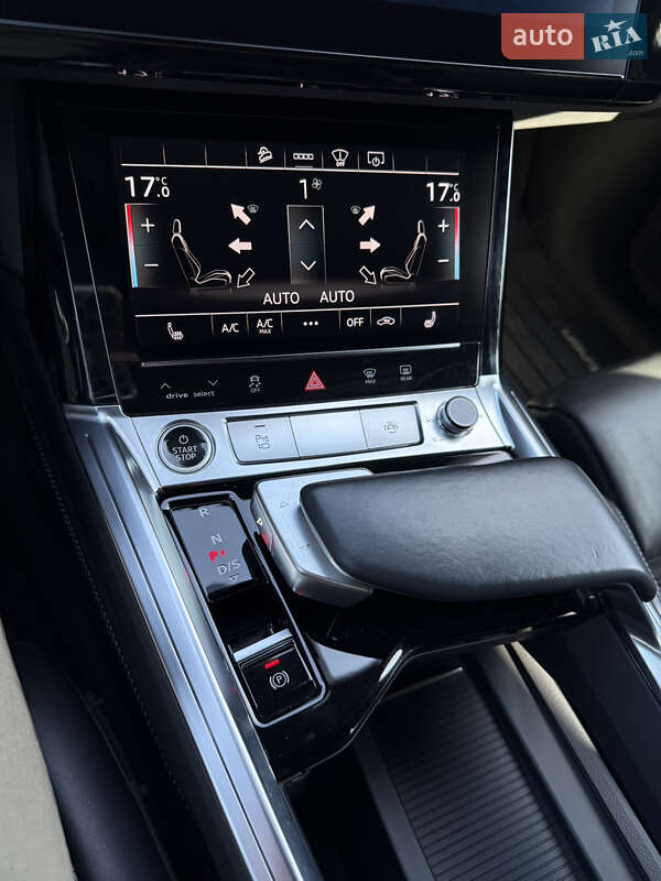 Позашляховик / Кросовер Audi e-tron Sportback 2021 в Луцьку