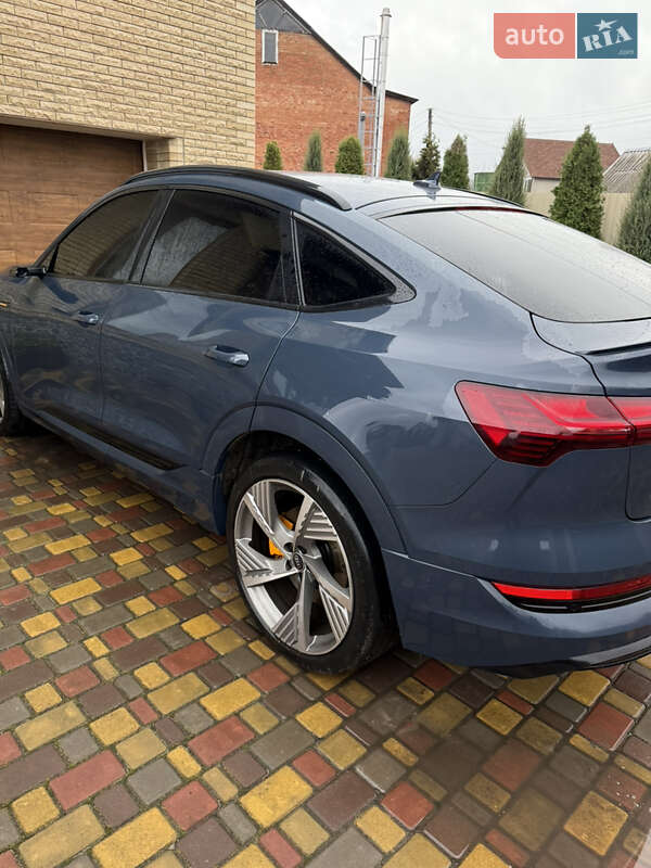 Внедорожник / Кроссовер Audi e-tron Sportback 2022 в Ахтырке