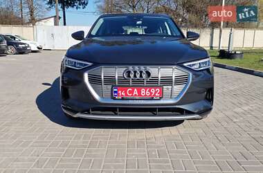 Позашляховик / Кросовер Audi e-tron Sportback 2021 в 
