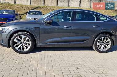 Позашляховик / Кросовер Audi e-tron Sportback 2021 в 