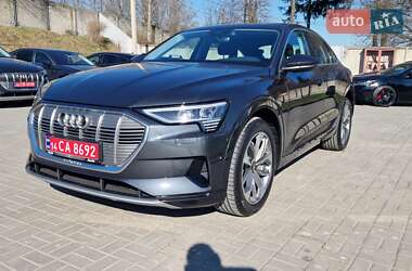 Позашляховик / Кросовер Audi e-tron Sportback 2021 в 