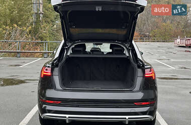 Внедорожник / Кроссовер Audi e-tron Sportback 2021 в 