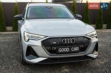 Позашляховик / Кросовер Audi e-tron Sportback 2020 в 