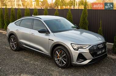 Позашляховик / Кросовер Audi e-tron Sportback 2020 в 