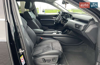 Внедорожник / Кроссовер Audi e-tron Sportback 2021 в 
