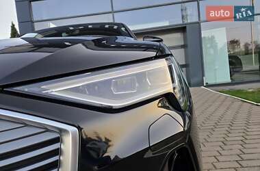 Позашляховик / Кросовер Audi e-tron Sportback 2022 в 