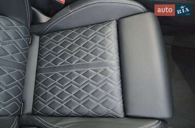 Позашляховик / Кросовер Audi e-tron Sportback 2022 в 