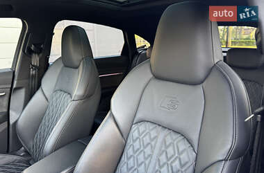 Позашляховик / Кросовер Audi e-tron Sportback 2021 в 