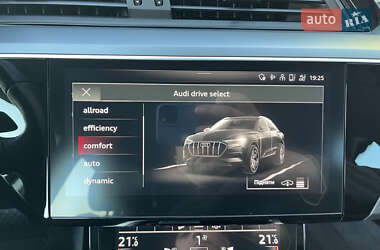 Внедорожник / Кроссовер Audi e-tron Sportback 2020 в 