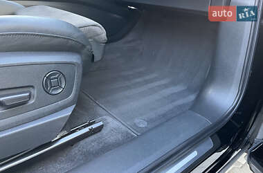 Внедорожник / Кроссовер Audi e-tron Sportback 2020 в 