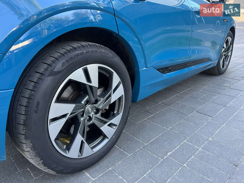 Позашляховик / Кросовер Audi e-tron Sportback 2020 в Львові фото 8 Позашляховик / Кросовер Audi e-tron Sportback 2020 в Львові