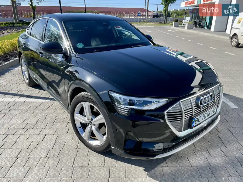 Audi e-tron Sportback 2021