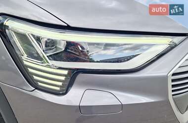 Позашляховик / Кросовер Audi e-tron Sportback 2021 в 