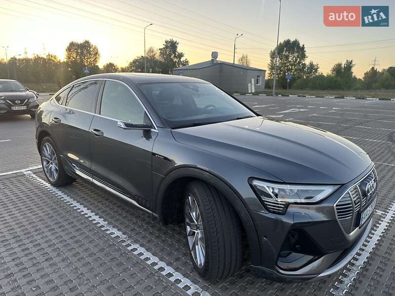 Внедорожник / Кроссовер Audi e-tron Sportback 2020 в Киеве